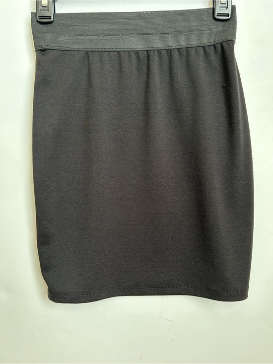 Dresses & Skirts - Black Stretch Knit Knee Length Pencil Skirt with Elastic Stretch Waistband Sz XS